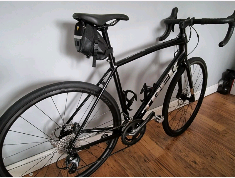 2022 Trek Domane AL 4 Disc Road Bike 